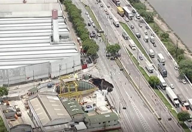 Rodízio em São Paulo é suspenso até 6ª após acidente na obra do Metrô