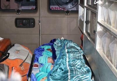 Recém-nascidos prematuros que estavam no hospital Al-Shifa, em Gaza, chegam ao Egito