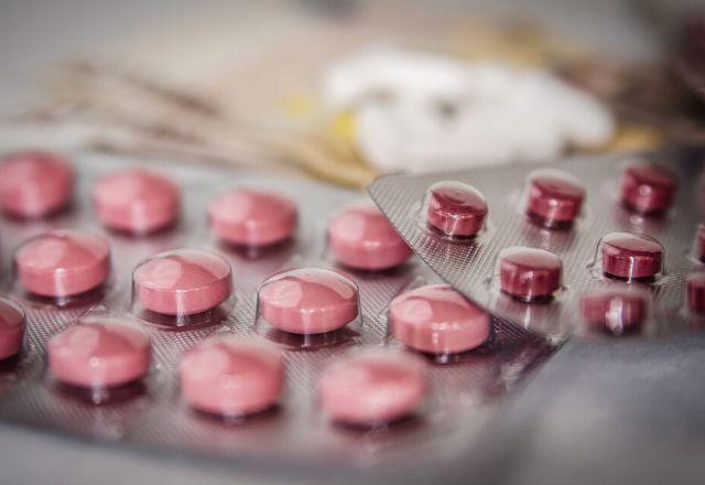 EUA reforça que farmácias disponibilizem remédios de controle reprodutivo