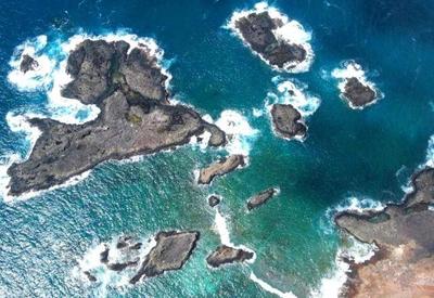 Pesquisadores encontram rochas formadas por plástico em ilha no ES