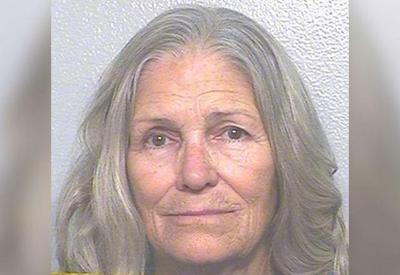 Leslie Van Houten, ex-integrante da "família Manson", é libertada de prisão