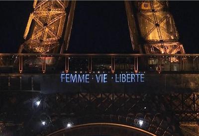 Turistas brasileiras denunciam estupro na Torre Eiffel, em Paris