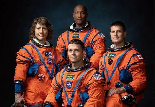 Tripulantes da Missão Artemis II