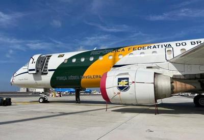 Avião da FAB para repatriar brasileiros da Faixa de Gaza pousa em Roma
