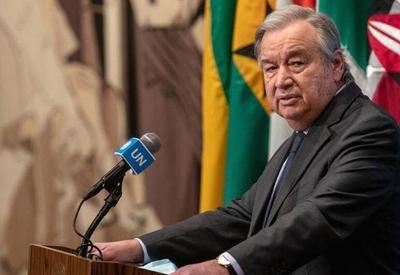 "Nunca devemos esquecer ou negar", diz chefe da ONU sobre Holocausto