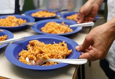 Prefeitura do Rio proíbe alimentos e bebidas ultraprocessados em escolas