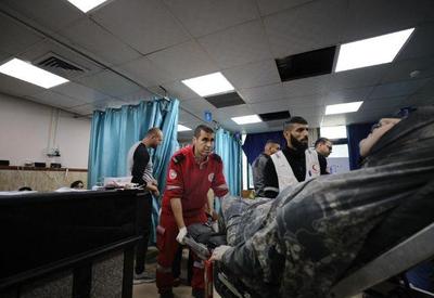 Israel bombardeia hospital no norte de Gaza e deixa 12 mortos
