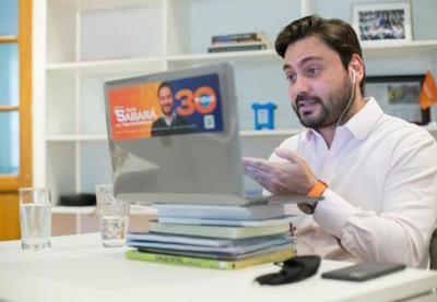 Filipe Sabará desiste de candidatura após ser expulso do Partido Novo