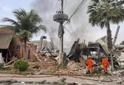 Explosão destrói restaurante em Teresina (PI)