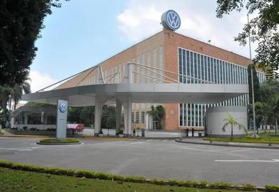 Férias coletivas da Volkswagen reflete crise no setor automotivo