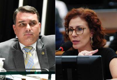 TSE multa Flávio Bolsonaro e Carla Zambelli por fake news contra Lula