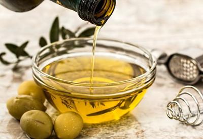 Governo determina recolhimento de 12 lotes de azeites de oliva impróprios para consumo