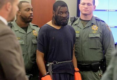 EUA: detento que atacou juíza vai a audiência com máscara estilo “focinheira”