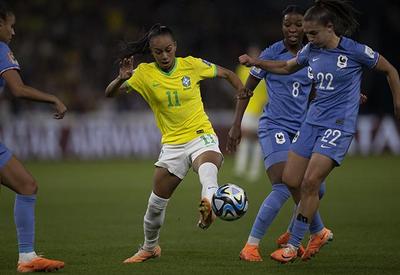 França assume liderança do grupo F com vitória sobre Brasil