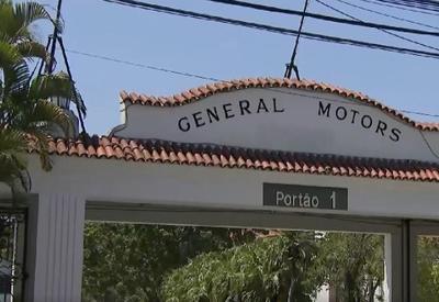 Funcionários da GM entram em greve após demissões por telegrama