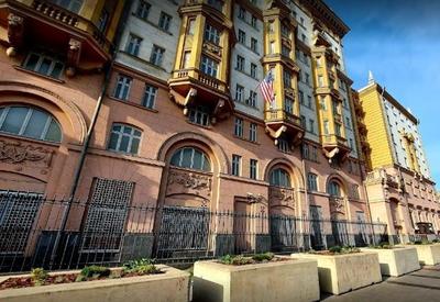 Embaixada dos EUA na Rússia pede retirada imediata de cidadãos