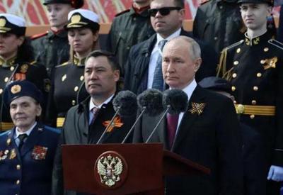 Em Dia da Vitória, Putin reforça discurso sobre guerra e critica Ocidente