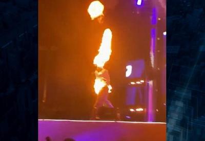 "Queimando gasolina": rapper Matuê é atingido por fogo durante show
