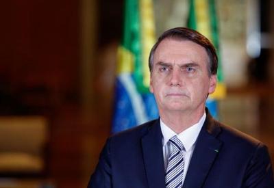Bolsonaro libera indulto de Natal para policiais e militares