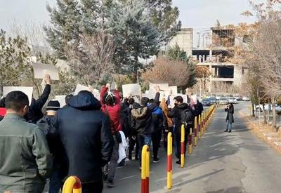 Ao menos 100 manifestantes podem ser condenados a morte no Irã