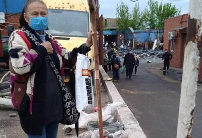 Ucrânia diz ter encontrado 200 corpos em porão de prédio em Mariupol