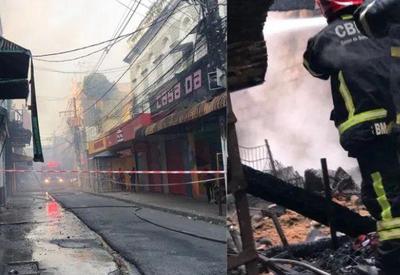 Incêndio atinge sete imóveis no centro comercial de Belém