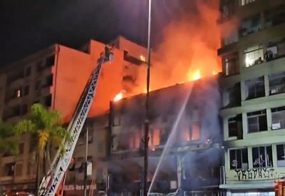 Incêndio em pousada de Porto Alegre deixa 10 pessoas mortas
