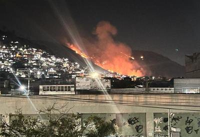 Incêndios atingem vários pontos de vegetação no Rio de Janeiro