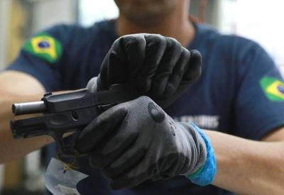 7 em cada 10 brasileiros não acreditam que armas trazem mais segurança