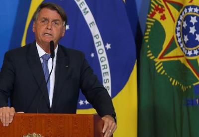 Bolsonaro afirma que Brasil negocia comprar diesel da Rússia