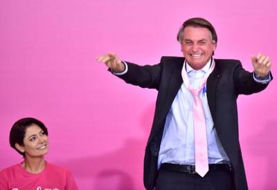 "Bolsonaro é o presidente mais cor-de-rosa do Brasil", diz Michelle