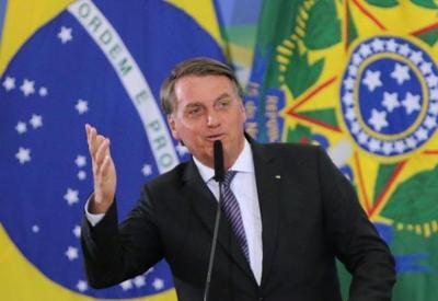 Bolsonaro comemora crescimento do PL e PP