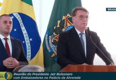 Moraes nega recurso de Bolsonaro e mantém multa de R$ 20 mil do TSE
