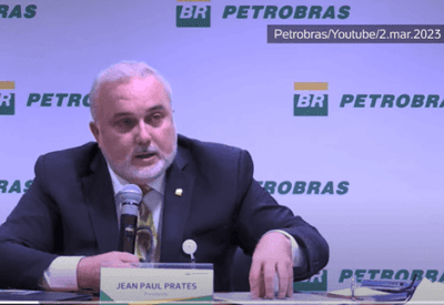 Presidente da Petrobras defende mudança na política de preço dos combustíveis