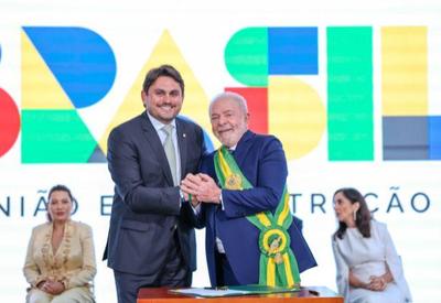Com hora marcada, Lula quer explicação do ministro Juscelino