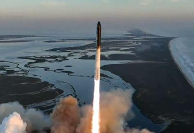 SpaceX lança a nave Starship e propulsor explode; veja vídeo
