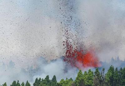 Após erupção, vulcão nas Ilhas Canárias já destruiu ao menos 20 casas
