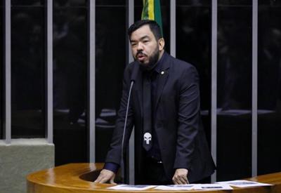 PGR denuncia ao STF deputado bolsonarista por forjar próprio atentado