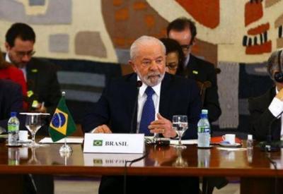 Presidentes do Uruguai e do Chile criticam fala de Lula sobre Maduro