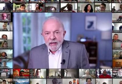 Lula reúne-se com comunicadores e pede empenho contra fake news