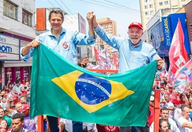 Lula busca apoio de paulistas e faz novo aceno a nordestinos