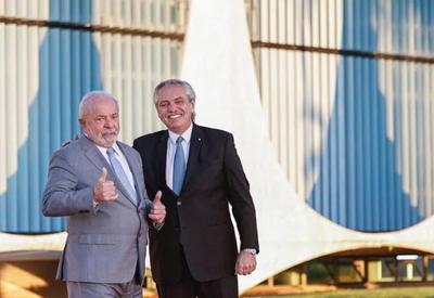 Lula se reúne com presidente argentino para discutir exportações brasileiras