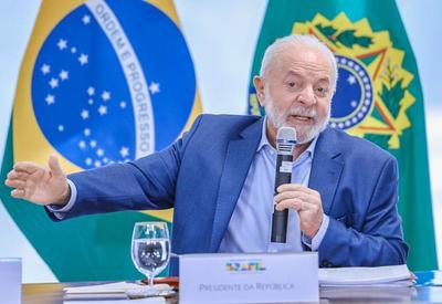 "Dinheiro bom é dinheiro transformado em obras", diz Lula a ministros