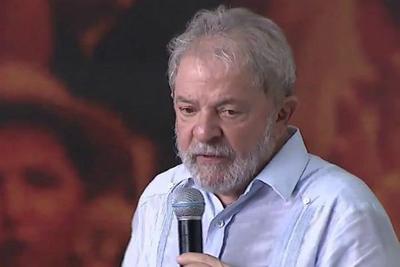 Lula fala sobre prisão em entrevista à emissora Britânica
