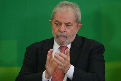 MPF denuncia Lula, Marisa e mais seis pessoas no caso do triplex