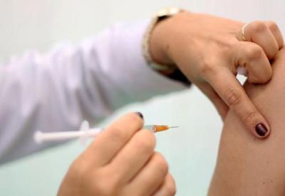 Impacto positivo da vacinação começa a dar os primeiros sinais no Brasil