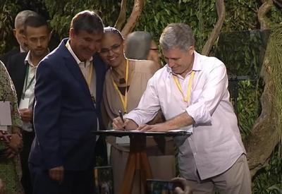 Marina Silva anuncia o Bolsa Verde para famílias que preservam florestas