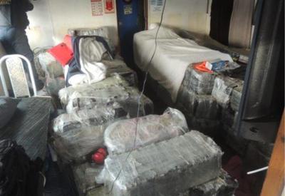 Marinha e PF apreendem  toneladas de cocaína em Pernambuco