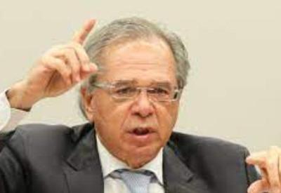 "FMI tem que falar menos besteira", diz Paulo Guedes nos EUA