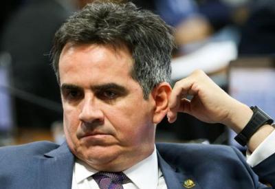 Carta contra Bolsonaro é reação de banqueiros ao PIX, diz ministro 
